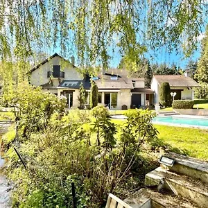 Le Moulin De La Vernoelle Maison d'hôtes